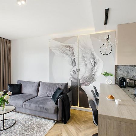 Sky Home- Angel Apartament -Neopolis, Centrum, Parking, Klimatyzacja, Dostep Na Kod Лодз Екстериор снимка